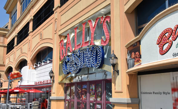 Bally’s Makes Its $40 Million Chicago Casino Pledge, Mayor Confirms