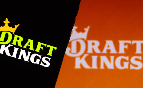 DraftKings Teams up with White Hat Studios for IGaming Content