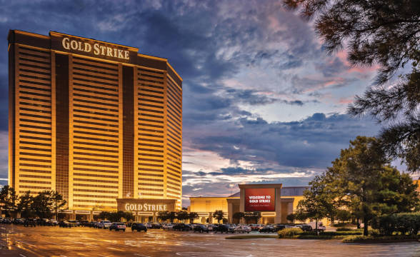 MGM’s Gold Strike Hotel & Casino Employees Get a Pay Increase