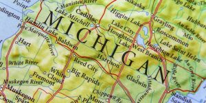 Michigan Senator Proposes Legislation to Fight Teenage Gambling Addiction