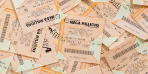 Mega Millions Jackpot Once Again Gets Closer to $1 Billion